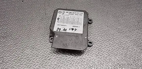 Volkswagen Caddy Airbag control unit/module 6Q0909605AH 5WK43351 04H023S2400