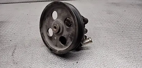 Chrysler Pacifica Power steering pump 04861582AA