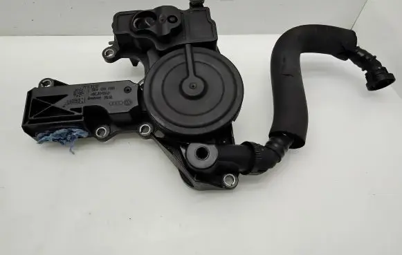 Audi A4 S4 B8 8K Oil breather separator 06H103495E