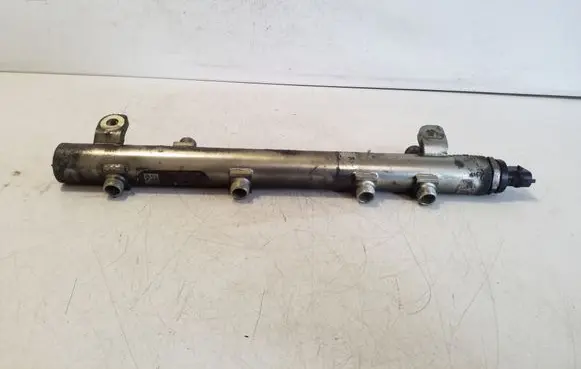 Iveco Daily 6th gen Fuel main line pipe 0445224065 5801386699