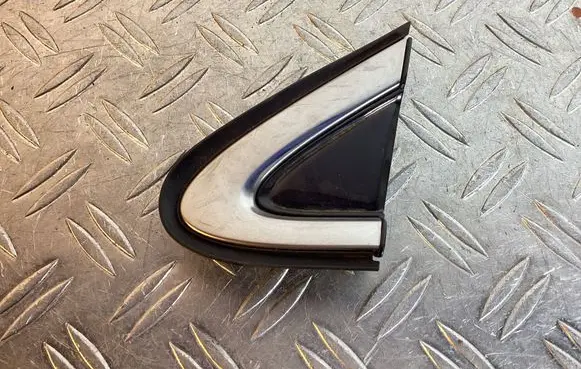 Lexus RX 450H Fender end trim 6011848030