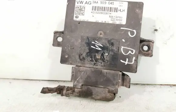 Volkswagen PASSAT B7 Power management control unit 3AA919041 0152280087 8ES01045240