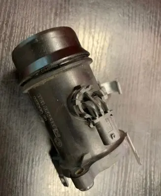 BMW X3 F25 Mass air flow meter 8506359