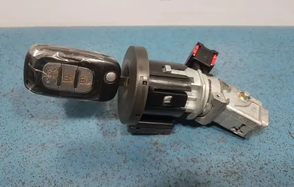 Renault Fluence Ignition lock 285910001R
