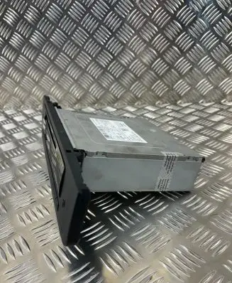 Navigation unit CD/DVD player