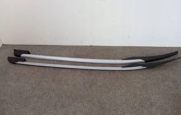 Ford Turneo Courier Roof bar rail