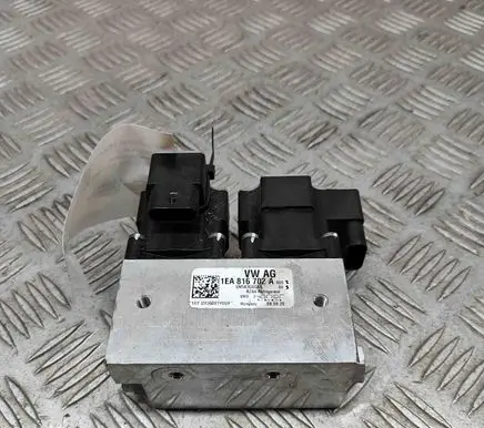 Air conditioning (A/C) expansion valve