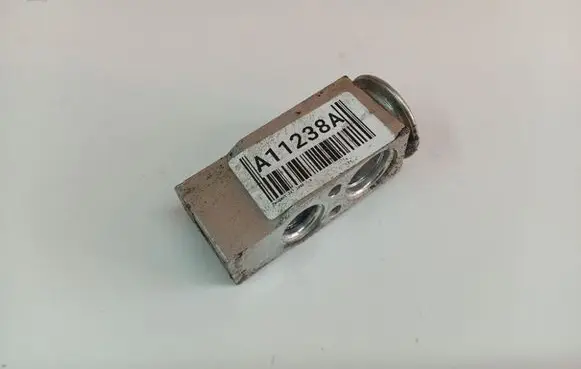 Peugeot 307 Air conditioning (A/C) pressure sensor 7007758