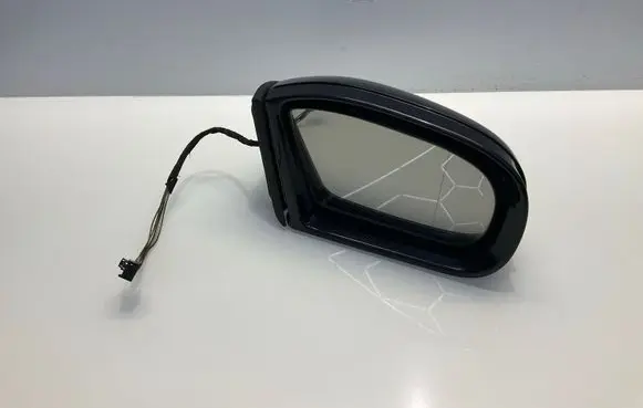 Mercedes-Benz C W203 Front door electric wing mirror