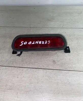 KIA Sorento Third/center stoplight 927003E01
