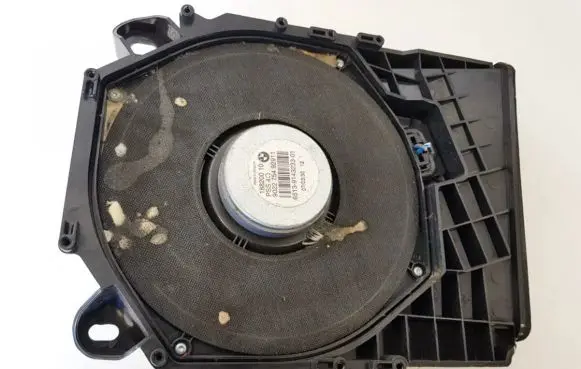 BMW 1 E81 E87 Subwoofer speaker 18820010 902275492911