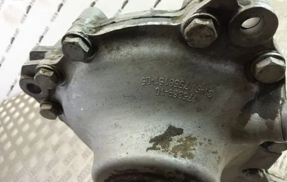 BMW X3 F25 Rear differential 7578153