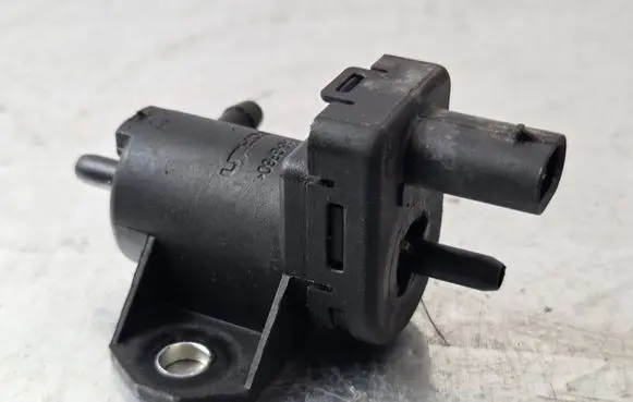 Vacuum valve