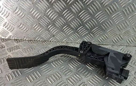 Opel Antara Accelerator throttle pedal 20905700