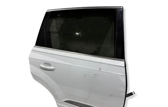 Audi Q7 4M Rear door 4M0959795 8W0959801