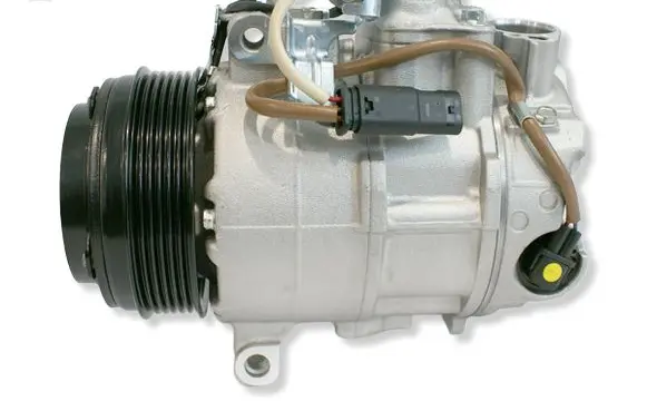 Mercedes-Benz C W204 Air conditioning (A/C) compressor (pump) 4472807090 4472807982 8629743
