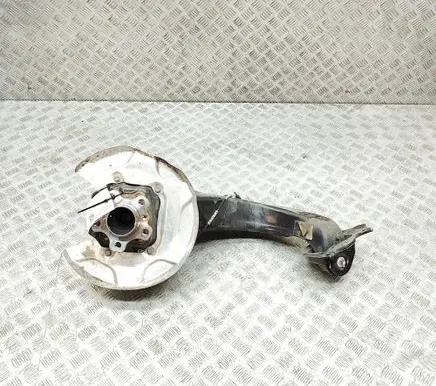 BMW X2 U10 Rear wheel hub 6895394 6899176