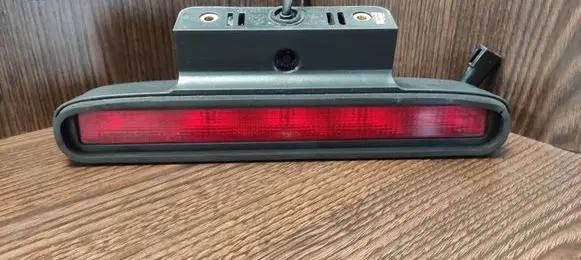 Ford Transit Third/center stoplight YC1513N408