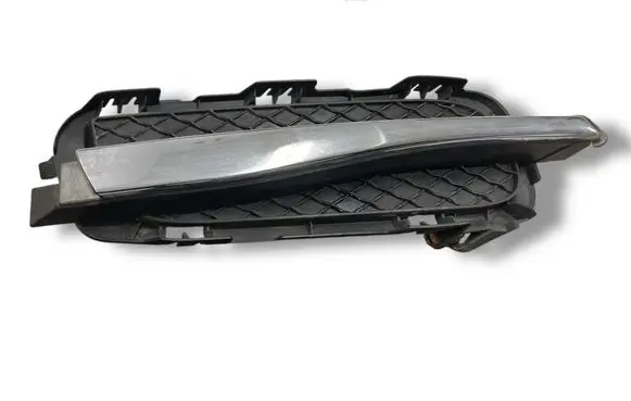 Jaguar XF X250 Front fog light trim/grill 8X2315K232BC