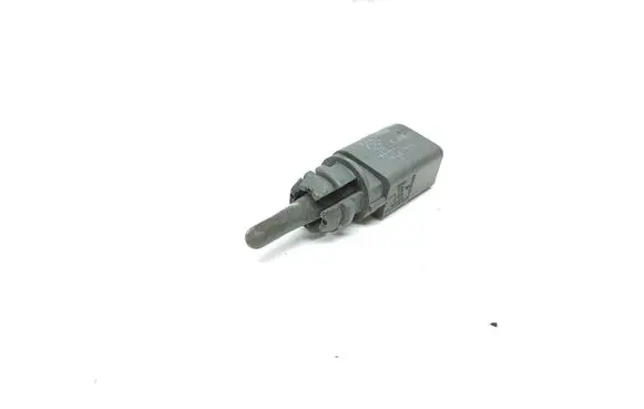 Audi TT TTS RS Mk3 8S Outside/exterior temperature sensor 8Z0820535A