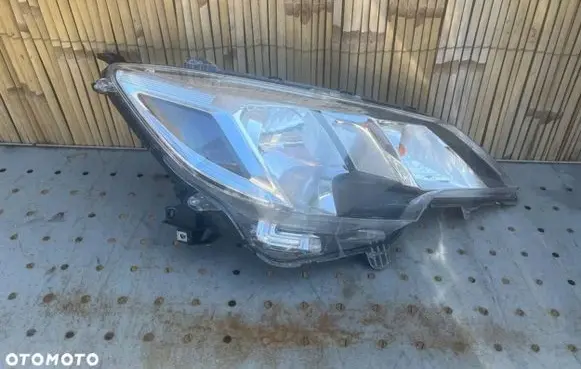Mitsubishi Space Star Headlight/headlamp