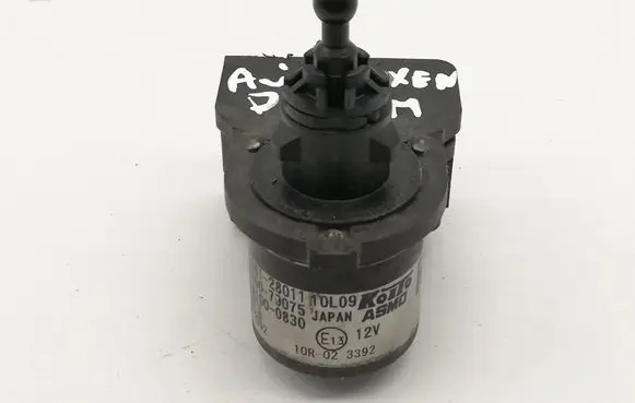 Toyota Avensis T270 Headlight level adjustment motor 8566128011