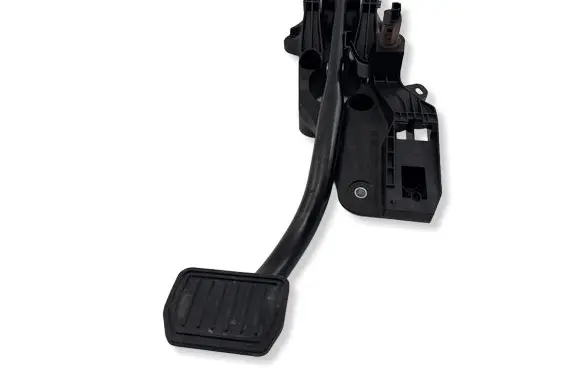 Tesla Model Y Brake pedal P118869150A 23037000009