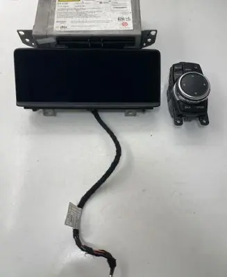 BMW 4 F32 F33 Radio/CD/DVD/GPS head unit 9387565