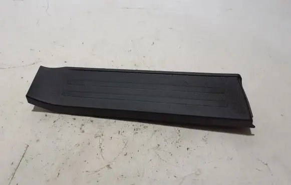 Nissan NV200 Front sill trim cover 76952BJ00A