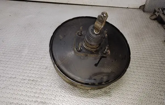 Nissan Primera Brake booster 46007AV621 0204024960