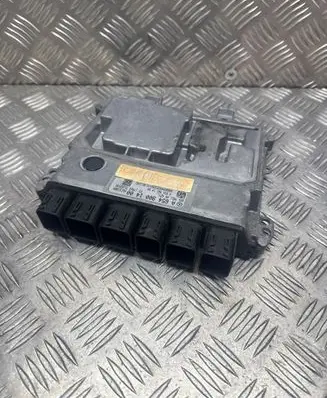 Mercedes-Benz E W213 Engine control unit/module A6549001400 HW151800 A6549011400