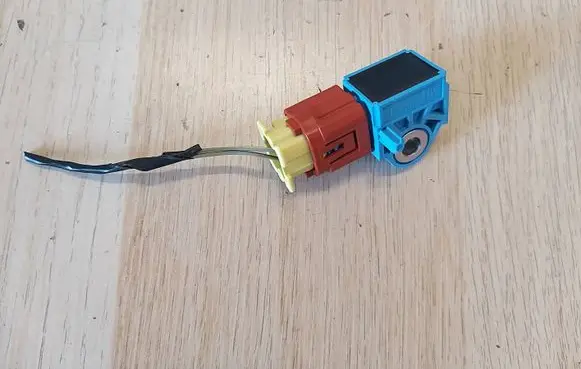 Fiat 500 Airbag deployment crash/impact sensor 51870158