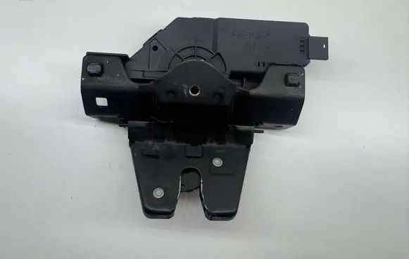 BMW 5 E60 E61 Tailgate/trunk/boot lock/catch/latch 8196401