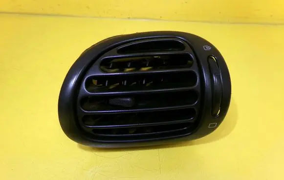 Peugeot 206 Dashboard side air vent grill/cover trim 9632184377