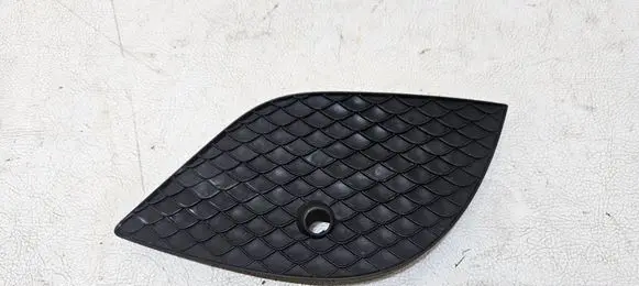 Mercedes-Benz C W205 Front bumper lower grill A2058856001