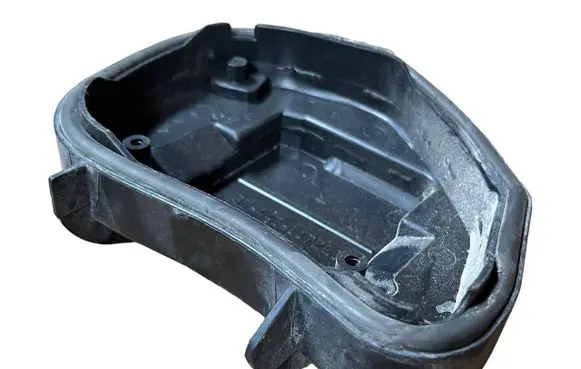 Volkswagen Caddy Headlight/headlamp dust cover 304411172