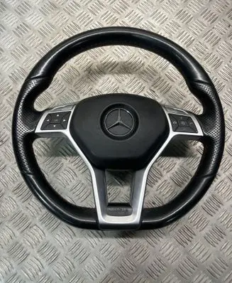 Mercedes-Benz A W176 Steering wheel A1724601603 1728603002