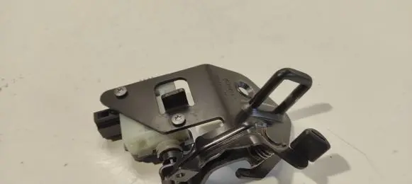 Skoda Octavia Mk2 (1Z) Tailgate/trunk/boot lock/catch/latch 1Z0827511C