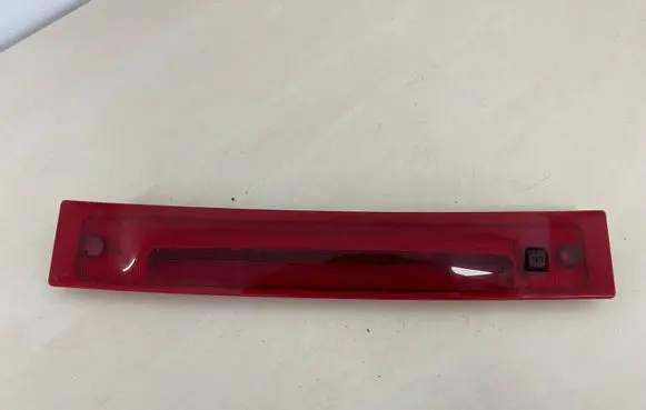 Volvo XC90 Third/center stoplight 9483947 7683
