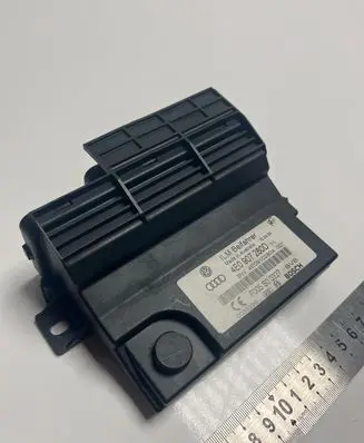 Audi A8 S8 D3 4E Other control units/modules 4E0910280A
