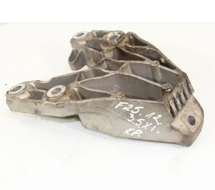 BMW 5 F10 F11 Engine mounting bracket 6781897