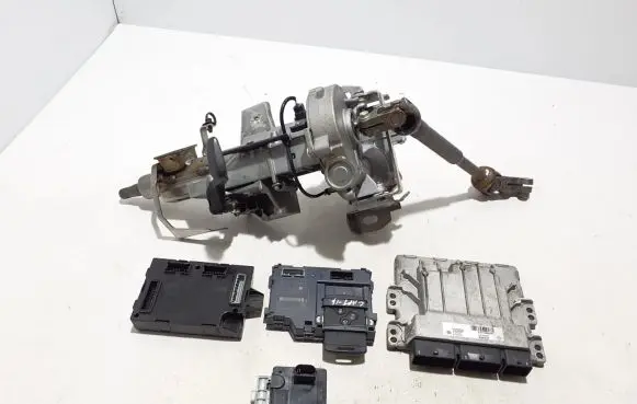 Renault Captur Engine ECU kit and lock set 