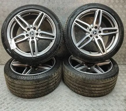 Mercedes-Benz E W238 R19 alloy rim A2134012100 A2134012000