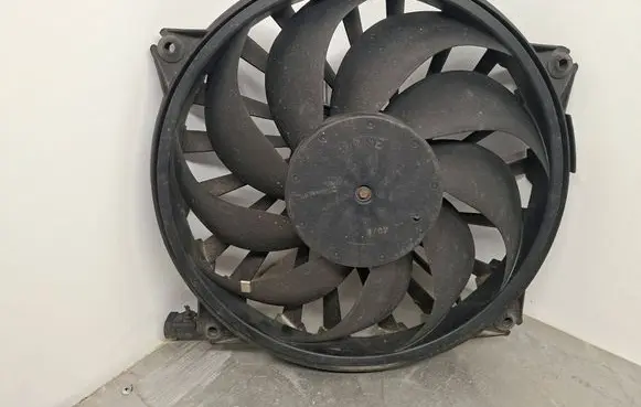 Peugeot 807 Electric radiator cooling fan 9635466180