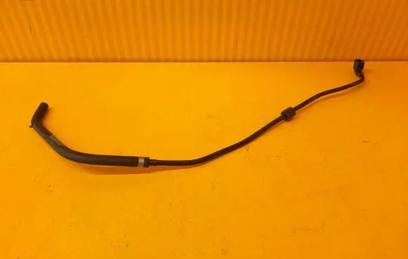 Mercedes-Benz E AMG W213 Engine coolant pipe/hose A2135018002