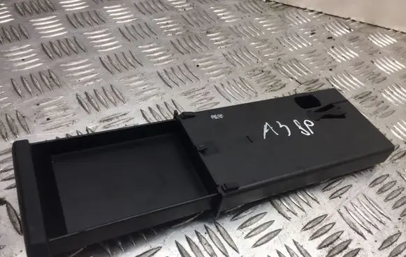 Audi A3 S3 8P Dashboard storage box/compartment 8P0941561
