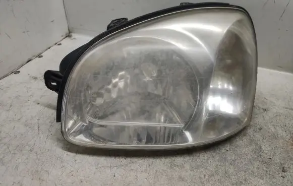 Hyundai Santa Fe Headlight/headlamp