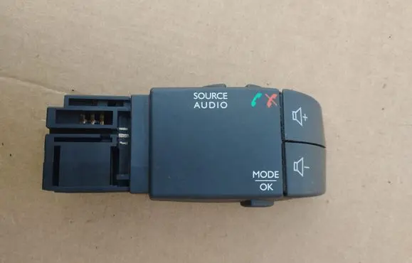 Renault Trafic III (X82) Multifunctional control switch/knob 255522448R