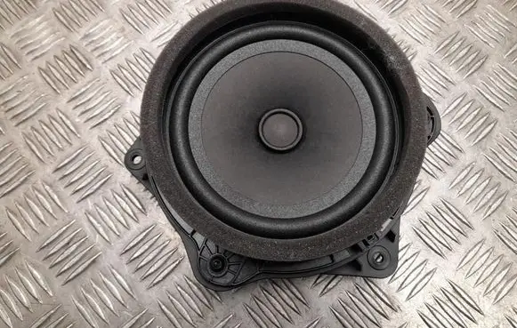Polestar 4 Rear door speaker 80009676
