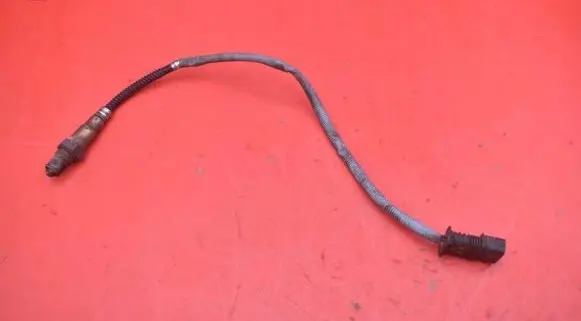 BMW 5 F10 F11 Lambda probe sensor 7589122